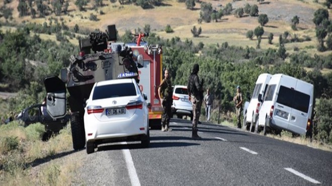 Polis aracıyla sivil araç çarpıştı: 5 ölü