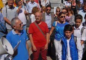 İzmir’de öğretmen tayinlerine tepki