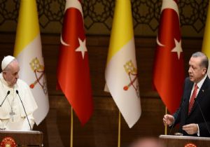 Cumhurbaşkanı Erdoğan’dan Papa’ya Sisi sitemi 