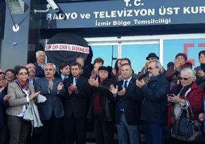 ‘Gerçek Tarih’ isyanı: CHP İzmir’den RTÜK’e siyah çelenk
