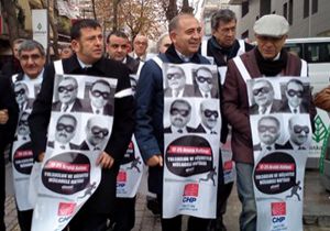 17 Aralık yürüyüşü: CHP’liler ayaklı billboard oldu! 
