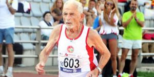 İzmir’in 91 yaşındaki starı: Üç günde 6 rekor!