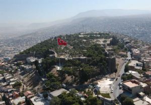 İzmir’in tarihi kalesinden barış tınıları yükselecek 
