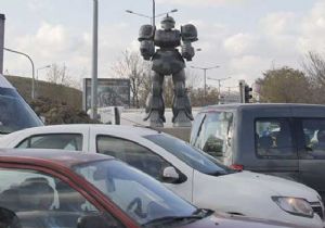 Ankaralılar robotu 1 Nisan şakası sandı ama...