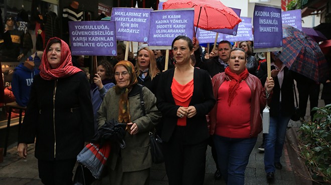 Selçuklu kadınlar şiddete karşı yürüdü
