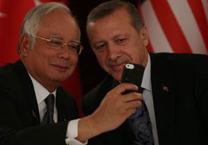 Malezya Başbakanı Necip, Erdoğan la selfie çekti