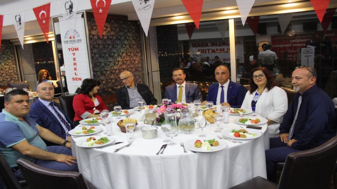 İzmir de sendikadan Cumhuriyet buluşması