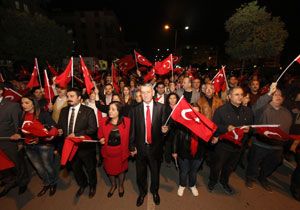 Binlerce Gaziemirli 91. yılı coşkuyla kutladı
