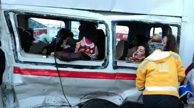 Sirenler susmadı: İzmir de korkunç kaza!