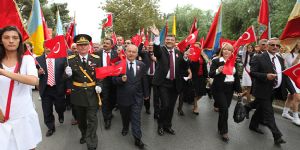 Bornova’da Cumhuriyet yürüyüşü… 