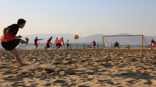 TFF Plaj Futbolu Ligi Efes Selçuk etabı sona erdi