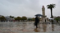 İzmir'e 'sağanak' uyarısı
