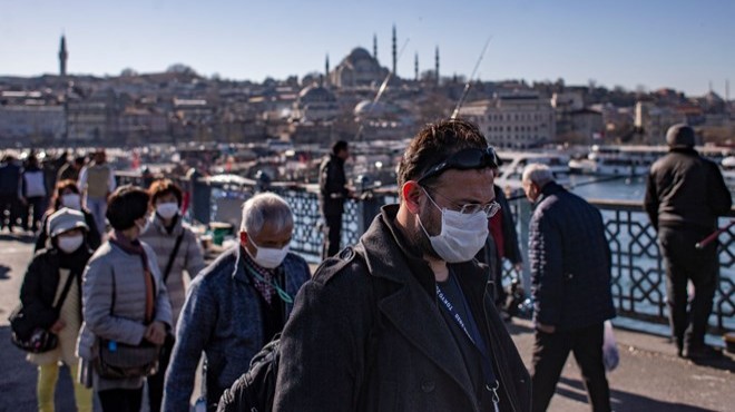 Tıbbi maske fırsatçılarına ceza yolda