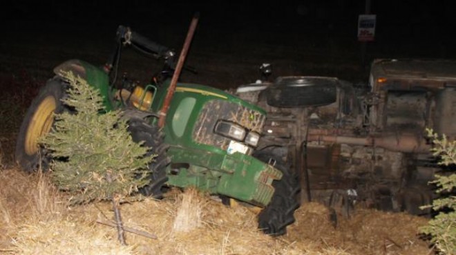 TIR traktöre çarptı: 2 ölü, 4 yaralı