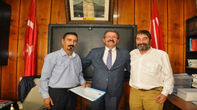 Tire’nin sembol ismi Özen ilan etti: Çiçek ve yeğen değil CHP belediyeciliği yapacağım!