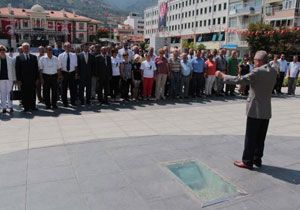 CHP Manisa dan alternatif 30 Ağustos töreni