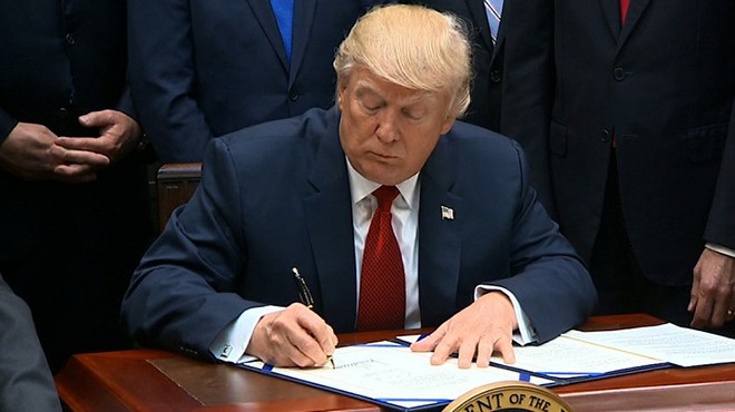 Trump o skandal kararnameyi imzaladı!