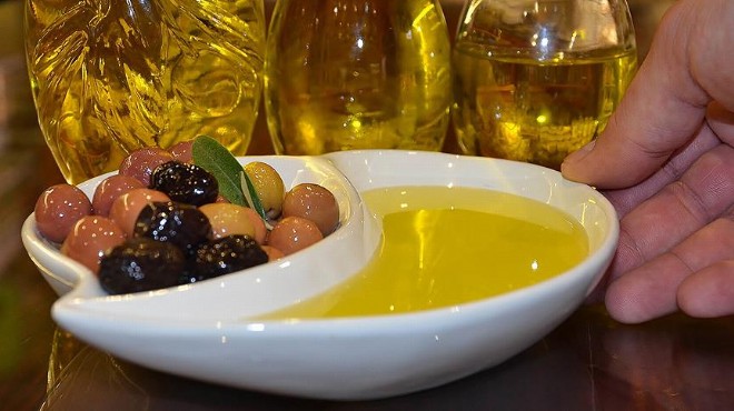 Türk zeytini ve zeytinyağı Rusya da vitrine çıktı
