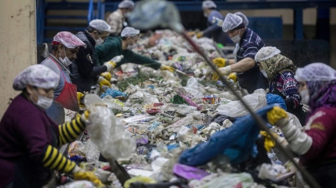 Türkiye’ye plastik çöp ithalatı meclis gündeminde!