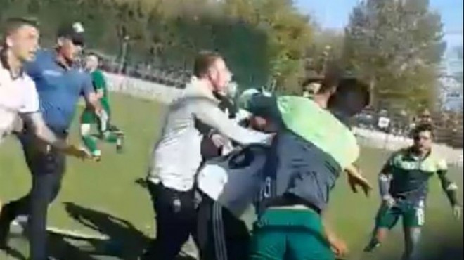 U21 de Beşiktaşlı futbolculara saldırı!