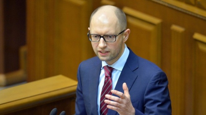 Ukrayna Başbakanı Yatsenyuk istifa etti!