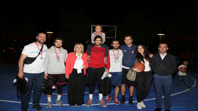 Urla Sokak Basketbolu Turnuvası sonuçlandı