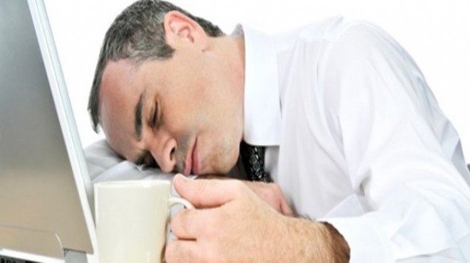 Uyku problemi iş yerindeki huzuru etkiliyor