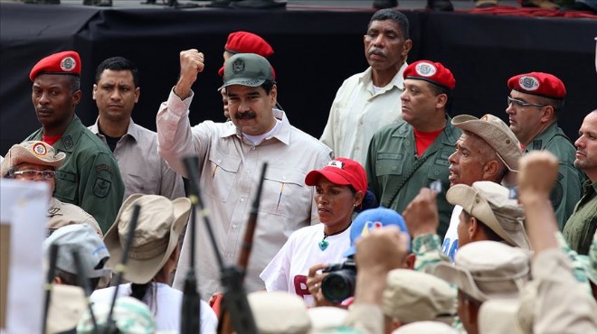 Venezuela da milis gücü 2 milyonu aştı