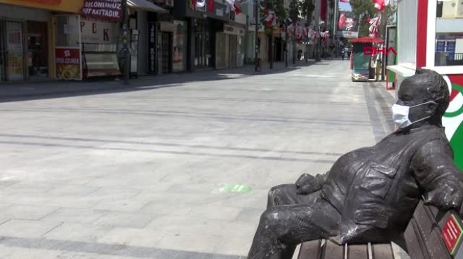 Sokağa çıkma yasağında 3. gün: Issız kent İzmir