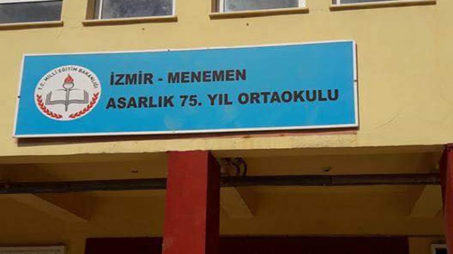 Yıl 2016, İzmir: Kırık kapıların, çökmüş tavanın gölgesinde eğitim!