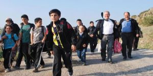 İzmir de ilköğretimde yeni dönem: Kamyonla taşıma