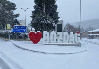 İzmir sürpriz kar yağışı!