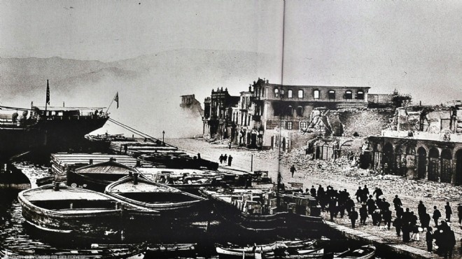  Büyük İzmir Yangını 1922  fotoğraf sergisi açıldı