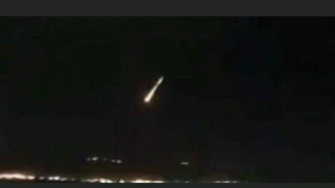  İzmir e meteor düştü  iddiası sosyal medyayı ayaklandırdı