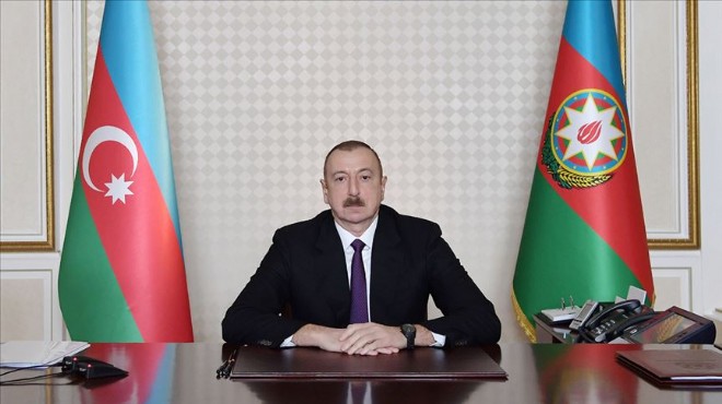  Madagiz de Azerbaycan bayrağı dikildi 