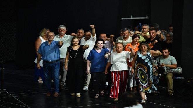 100 muhtardan İzmir’e 100’üncü yıl hediyesi