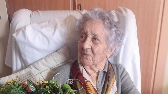113 yaşındaki kadın corona virüsü yendi