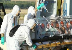 Ebola merkezine baskın: Şüpheliler kaçtı! 