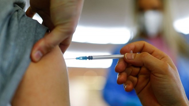 24 saatte 1 milyon 416 bin doz aşı yapıldı