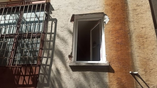 25 göçmen pencerelerdeki demir korkulukları sökerek kaçtı