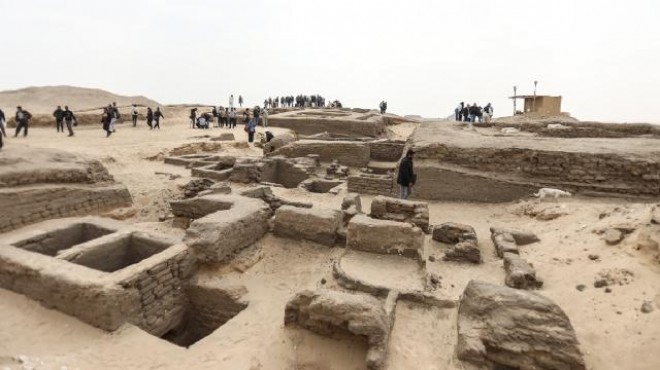 3 bin 500 yıl öncesine ait firavun mezarı ortaya çıktı