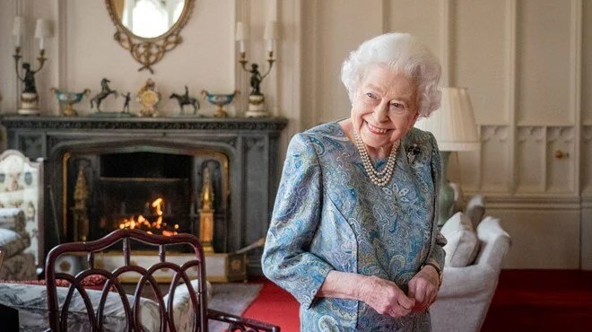 59 yıl sonra ilk: Kraliçe açılışa katılmayacak!