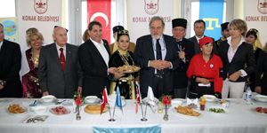 Kırım Türkleri Konak’ta bir araya geldi 
