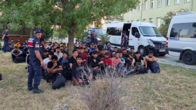 88 düzensiz göçmen aramalarda yakalandı