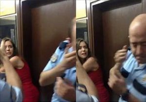 Karakola getirilen kadın polisi tokatladı