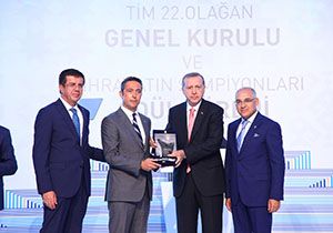 Türkiye ihracat şampiyonlarında ilk 10 a 3 Egeli    