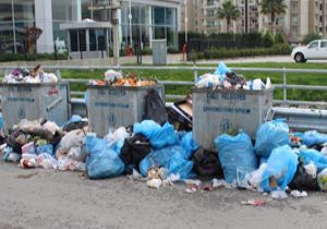 Çiğli’de çöp gerginliği: AK Parti ile işçiler karşı karşıya!