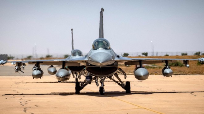 ABD’li senatörden Türkiye’ye F-16 desteği