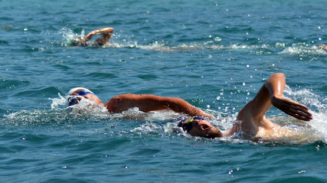 Dev yüzme şampiyonası Foça’da yapılacak