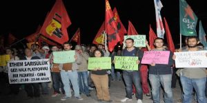 İzmir de  Suriye tezkeresi  protestosu